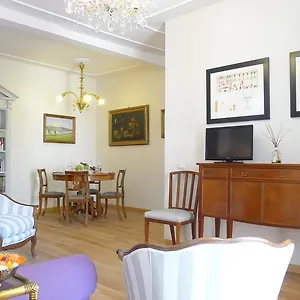 Apartment Arlecchino